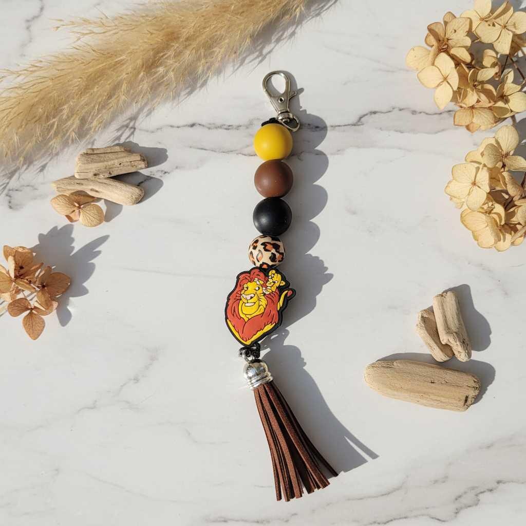 Lion Beaded Keychain – Beaded Charm – Cute Gift for Friends, Backpack or Bag Accessory