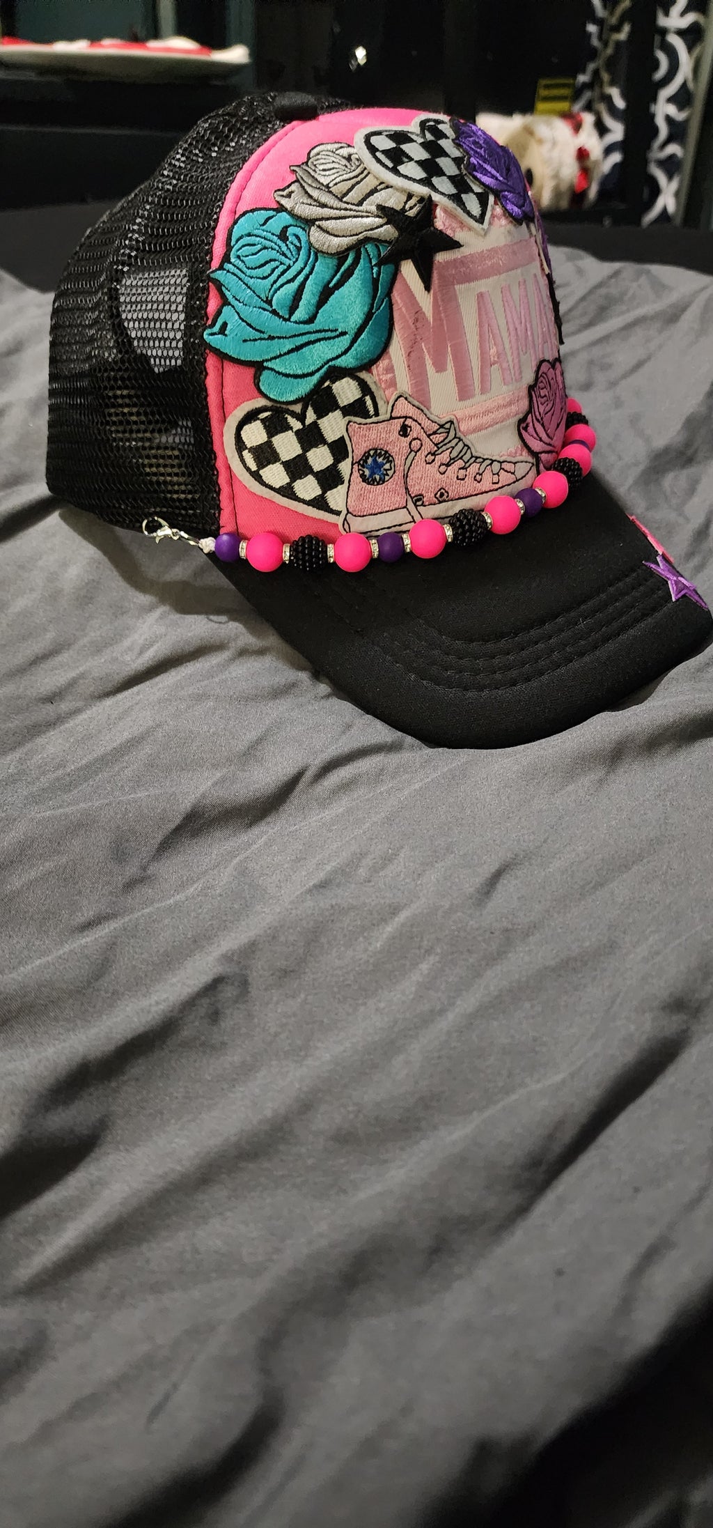 Mama Trucker Hat – Pink & Black Mesh Snapback Cap, Trendy Mom Hat, Cute Western Streetwear Trucker Hat