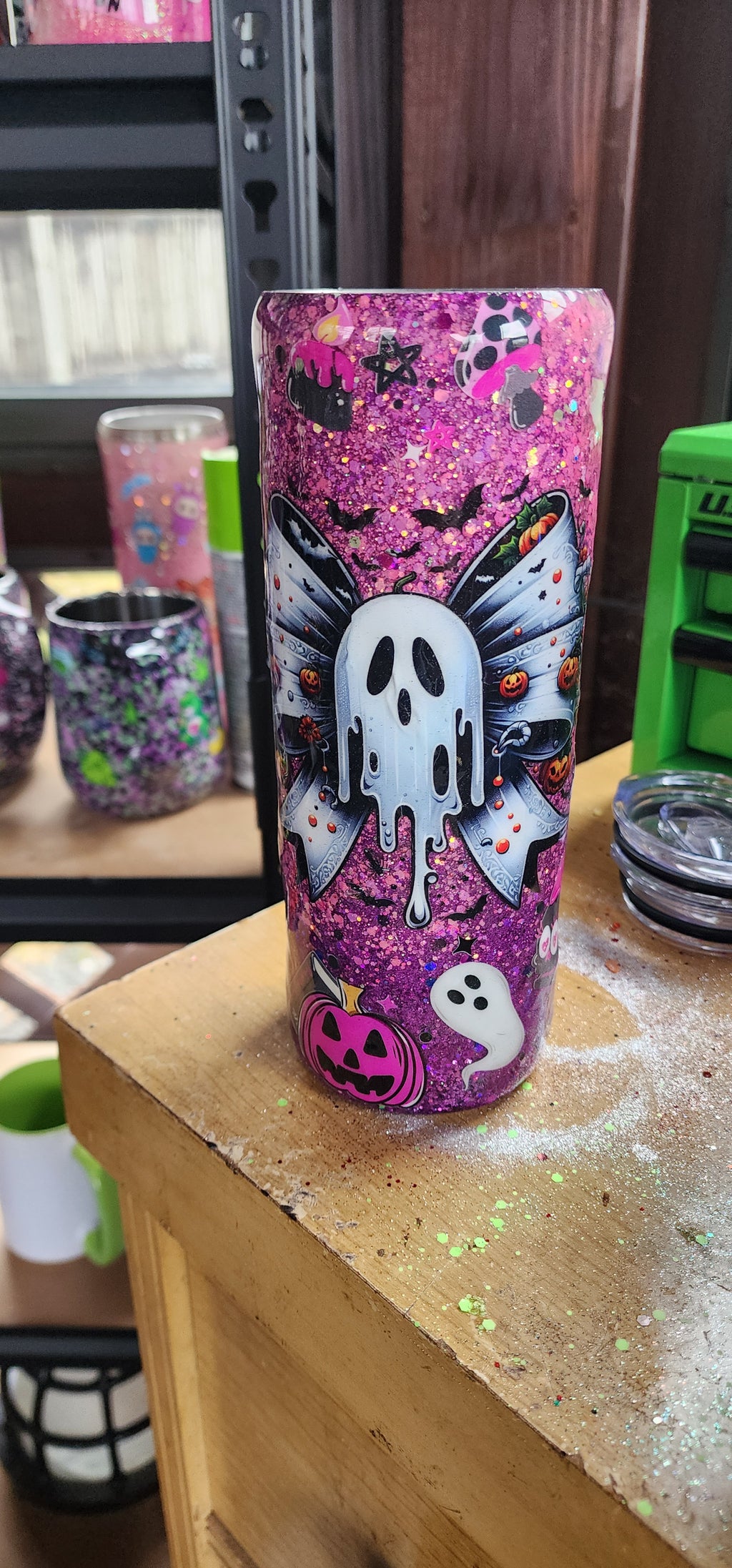 Pink Bow Spooky Tumbler 20oz – Cute Ghost Epoxy Cup, Kawaii Halloween Drinkware, Glitter Stainless Steel Coffee Cup