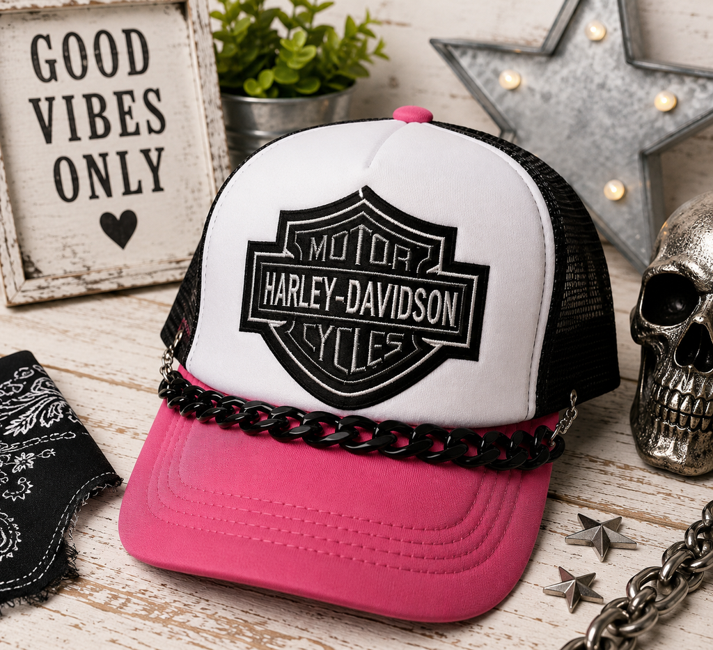 Pink Black & White Checkered Trucker Hat with Hat Chain – Edgy Snapback Cap, Biker Inspired Streetwear Hat